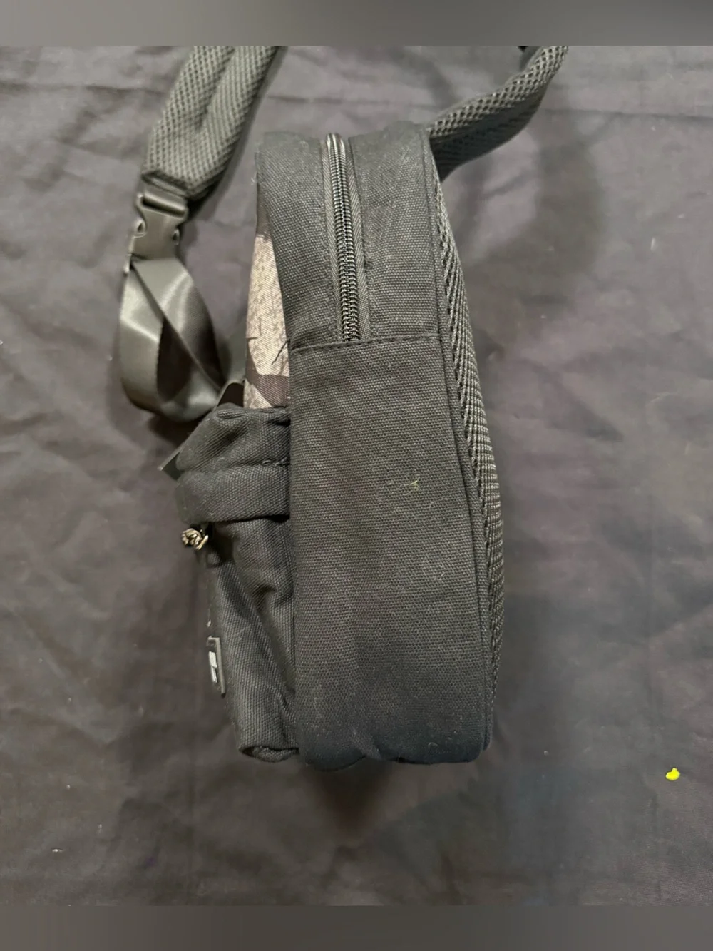 Chainsaw Man Sling 11” Bag | NWT